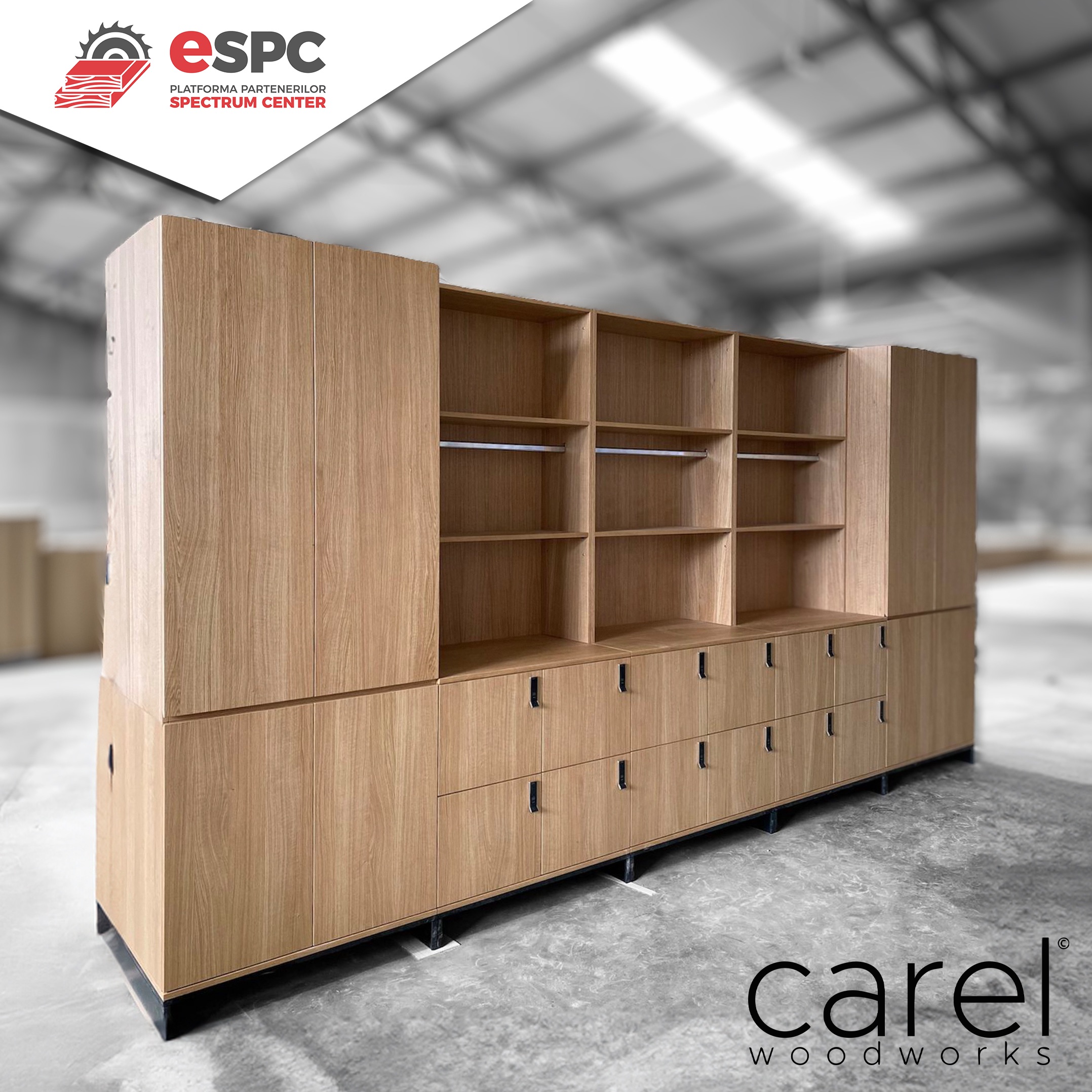 Sistem modular de dressing din MDF Furniruit Stejar, hala de producție Carel Woodworks